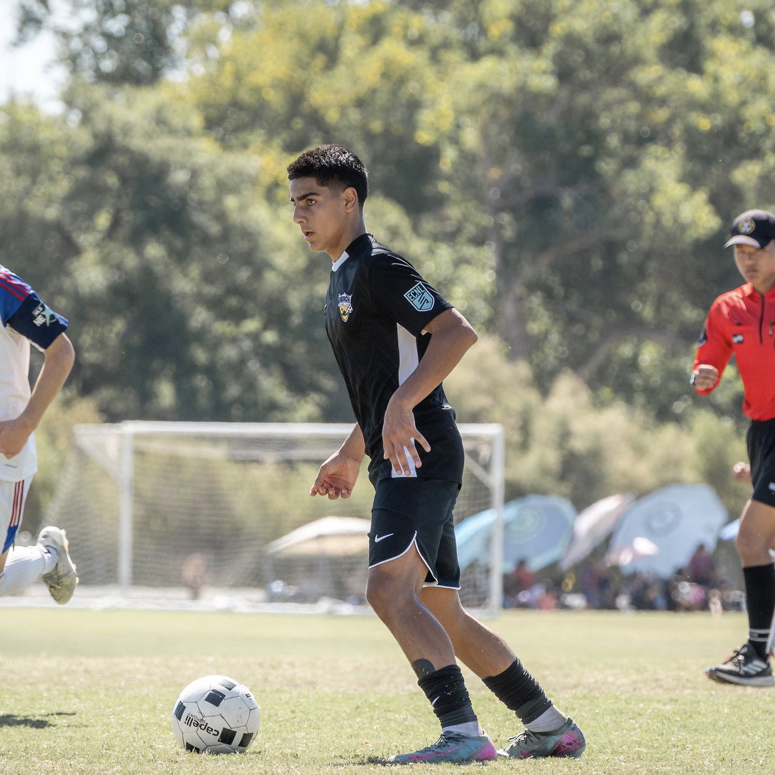 Safa Noorzai in black kit